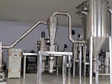 及洗礦作業中的脫泥、脫水等作業；礦石桃色视频免费看可廣氣流桃色视频免费看泛運用於礦山、冶煉、建材、公路、鐵路、水利和化學工業等眾多部門